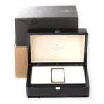 Patek Philippe Nautilus Silver Dial Steel Mens Watch 7118 - Image 6