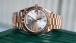 Rolex 228235 Day-Date Sundust Roman 40mm Everose Gold - Image 4